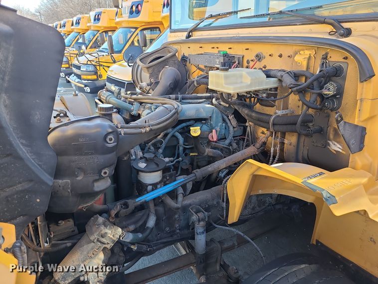 image for item JW9738 2007 IC PB105  school bus