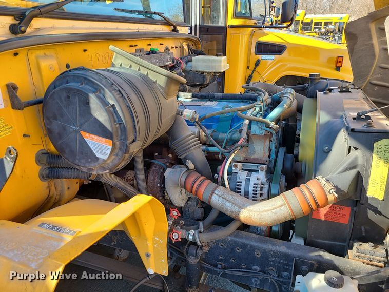 image for item JW9738 2007 IC PB105  school bus