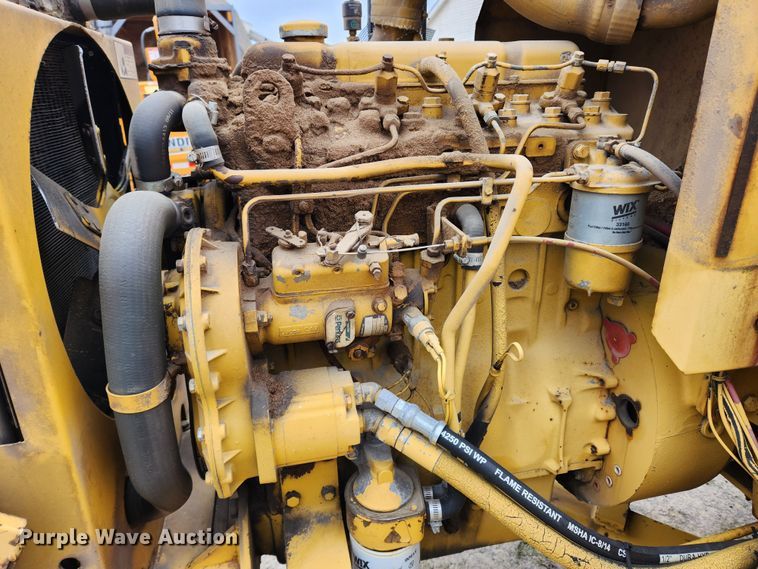 image for item KT9472 1994 Vermeer 1250BC  wood chipper