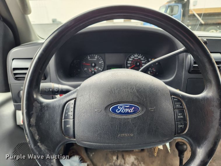 image for item KT9474 2007 Ford F450 Super Duty XL  dump flatbed truck