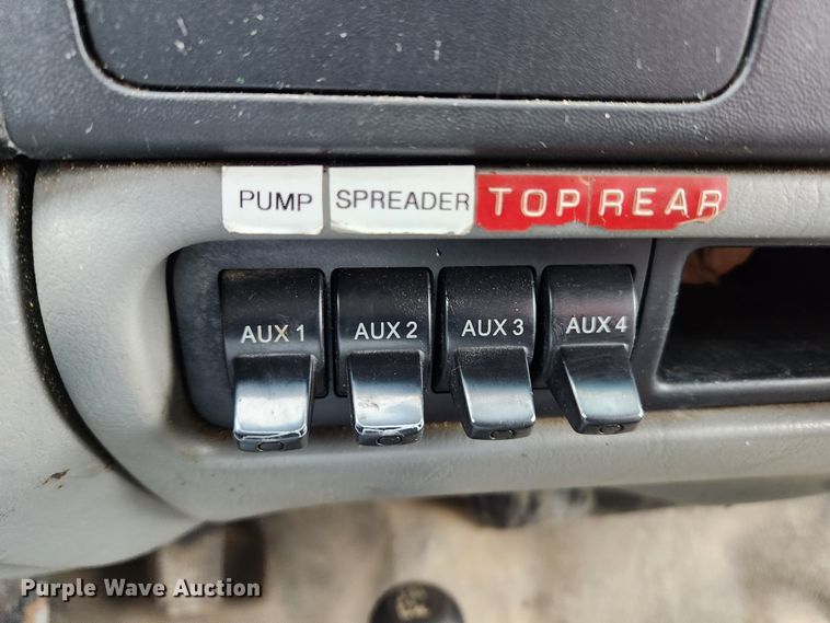 image for item KT9474 2007 Ford F450 Super Duty XL  dump flatbed truck