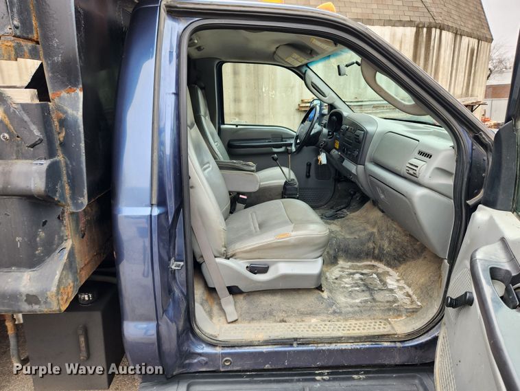 image for item KT9474 2007 Ford F450 Super Duty XL  dump flatbed truck