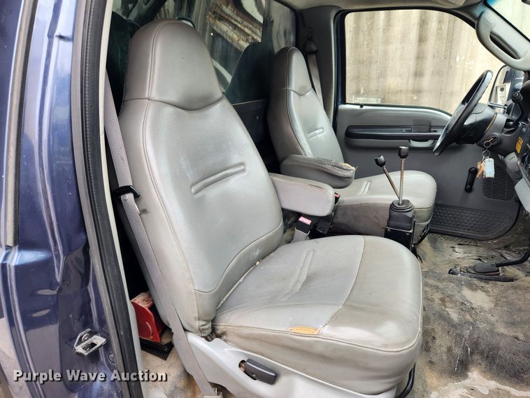 image for item KT9474 2007 Ford F450 Super Duty XL  dump flatbed truck