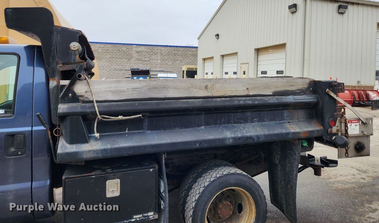 image for item KT9474 2007 Ford F450 Super Duty XL  dump flatbed truck