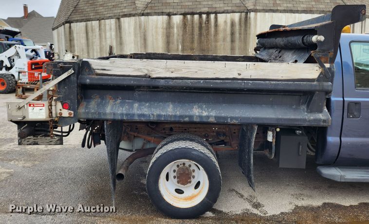 image for item KT9474 2007 Ford F450 Super Duty XL  dump flatbed truck