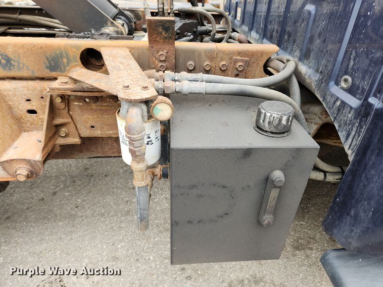 image for item KT9474 2007 Ford F450 Super Duty XL  dump flatbed truck