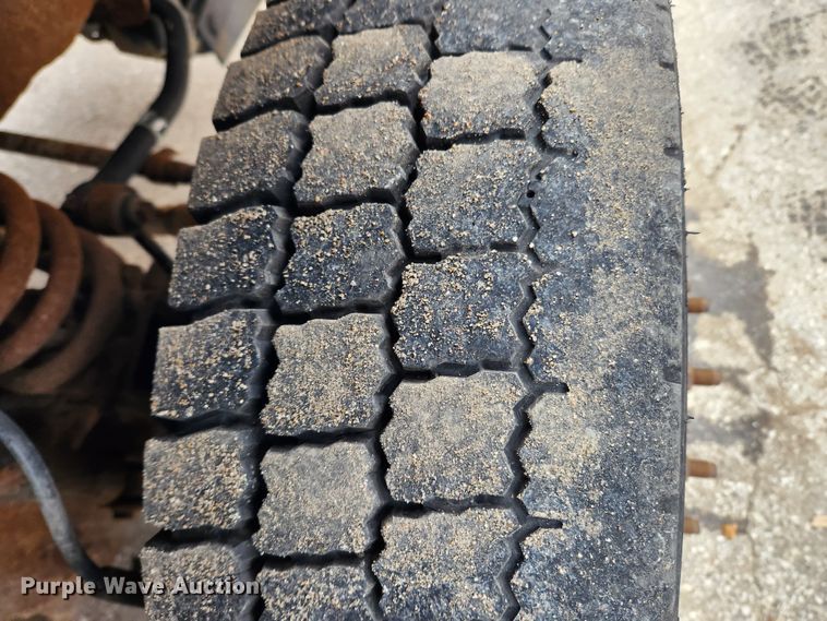 image for item KT9474 2007 Ford F450 Super Duty XL  dump flatbed truck