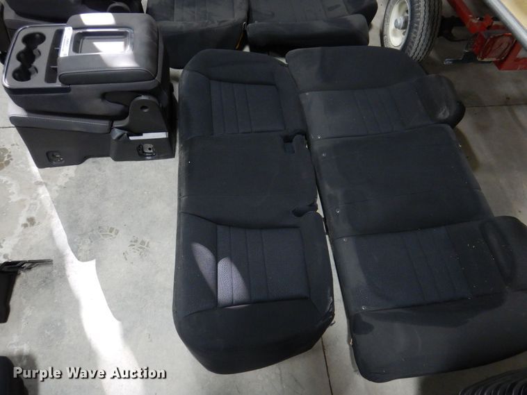 image for item KW9531 Chevrolet Tahoe parts