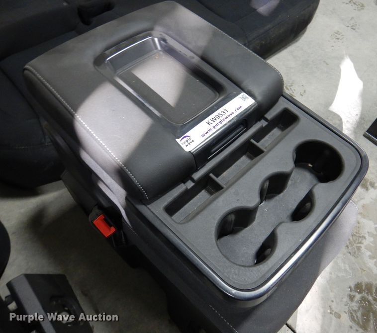 image for item KW9531 Chevrolet Tahoe parts