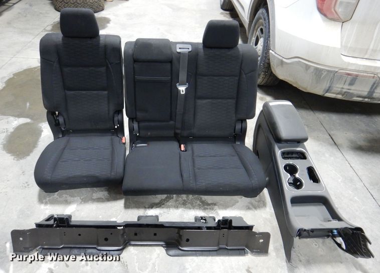 image for item KW9532 2019  Dodge Durango parts