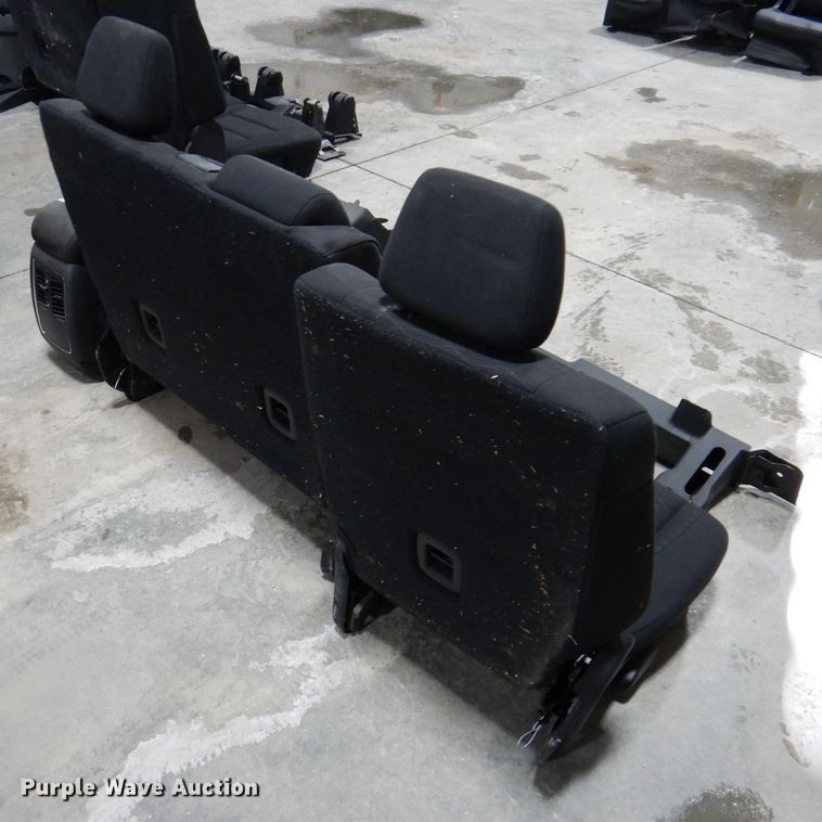 image for item KW9532 2019  Dodge Durango parts