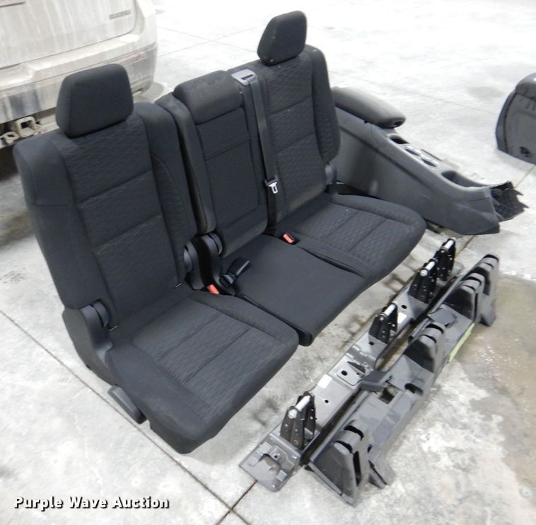 image for item KW9533 2019  Dodge Durango parts