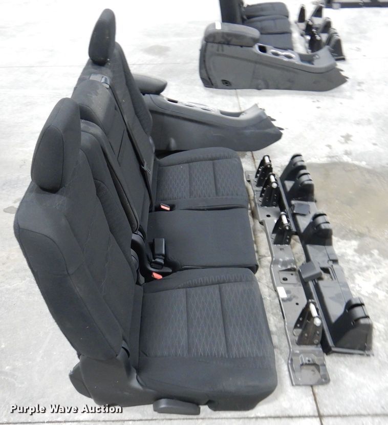 image for item KW9533 2019  Dodge Durango parts