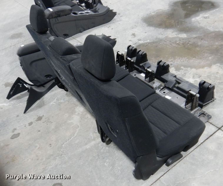 image for item KW9533 2019  Dodge Durango parts