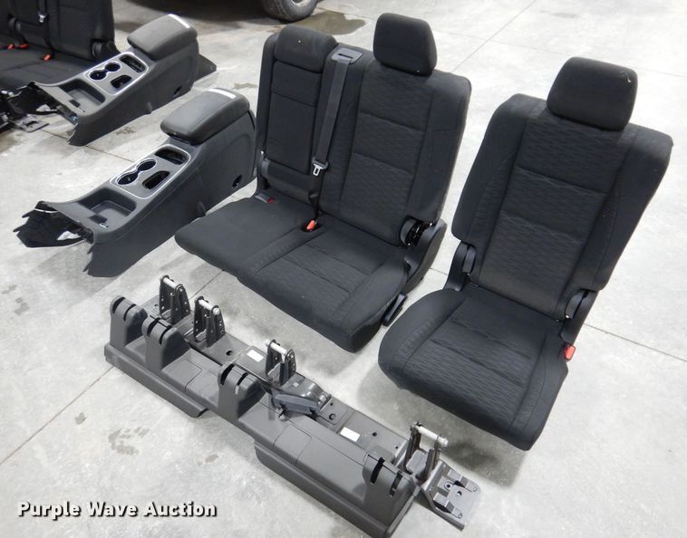 image for item KW9534 2019  Dodge Durango parts