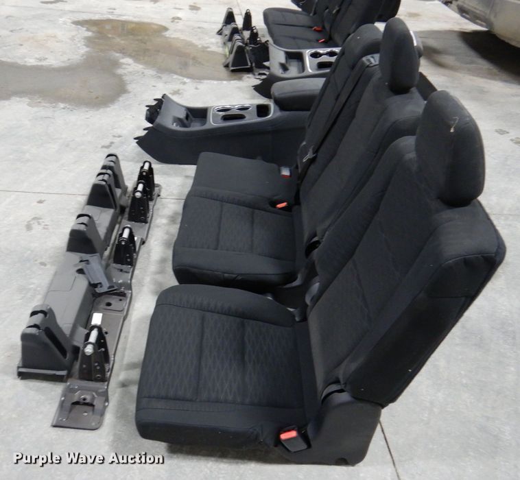 image for item KW9534 2019  Dodge Durango parts