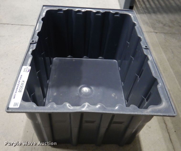 image for item KW9537 Uline  Approximately 37 Uline plastic totes