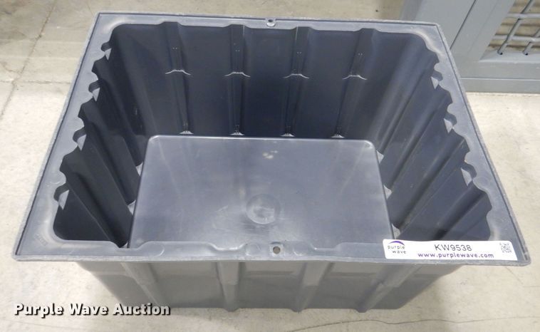 image for item KW9538 Uline  Approximately 40 Uline plastic totes