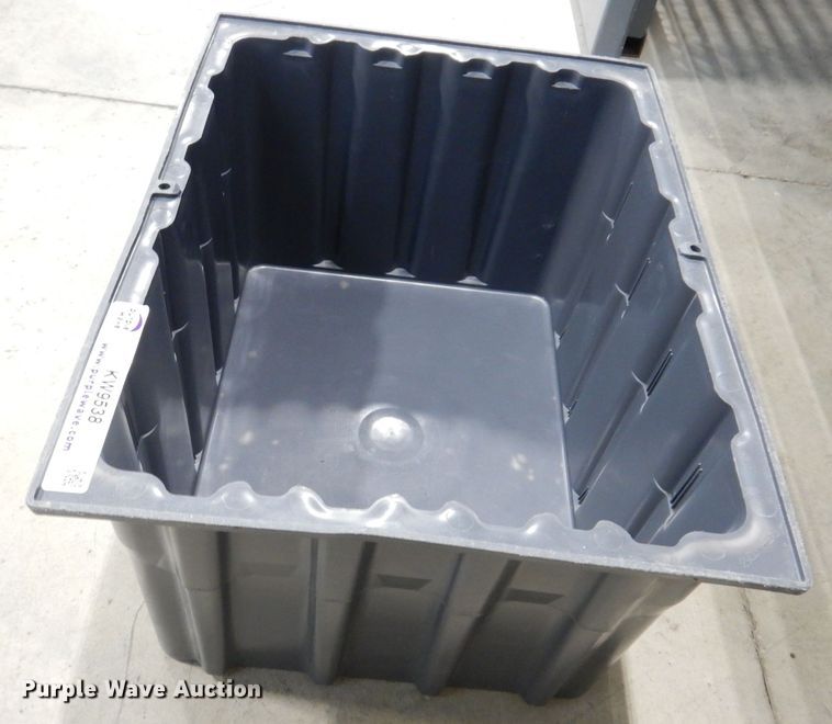 image for item KW9538 Uline  Approximately 40 Uline plastic totes