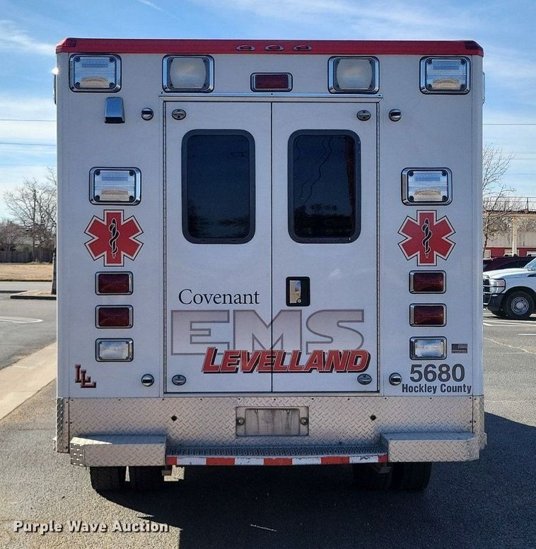 image for item LG9484 2011 Dodge Ram 4500HD  ambulance