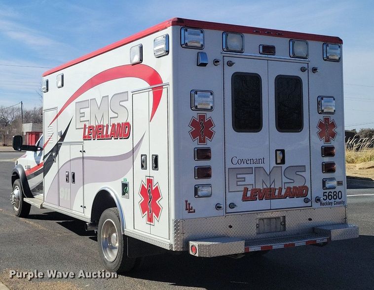 image for item LG9484 2011 Dodge Ram 4500HD  ambulance