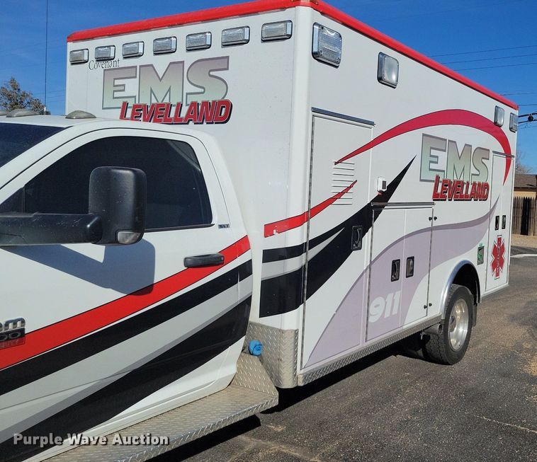 image for item LG9484 2011 Dodge Ram 4500HD  ambulance