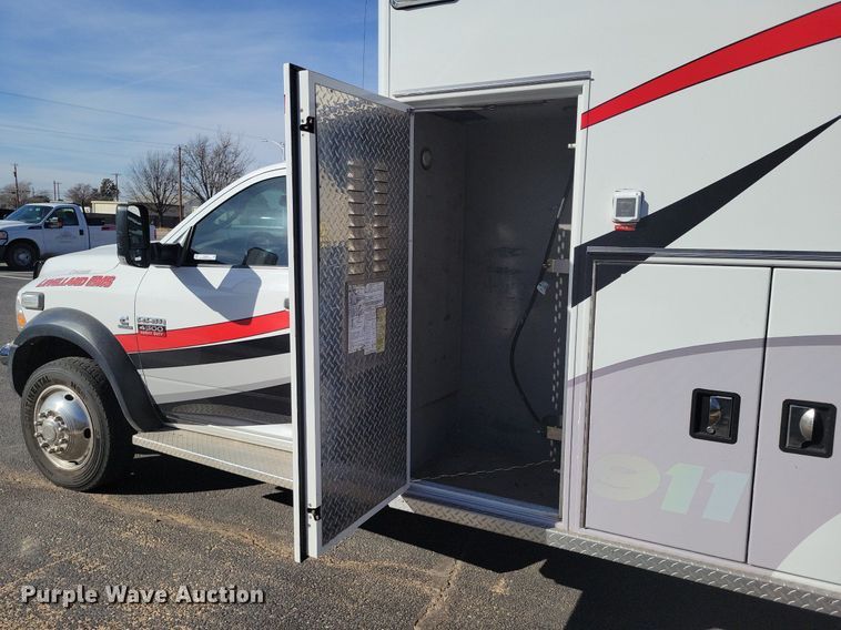 image for item LG9484 2011 Dodge Ram 4500HD  ambulance