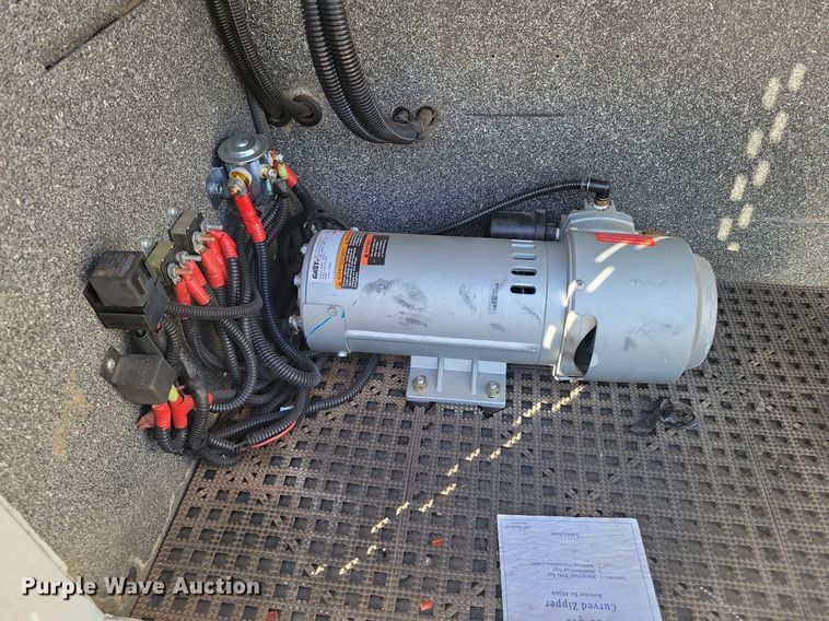 image for item LG9484 2011 Dodge Ram 4500HD  ambulance