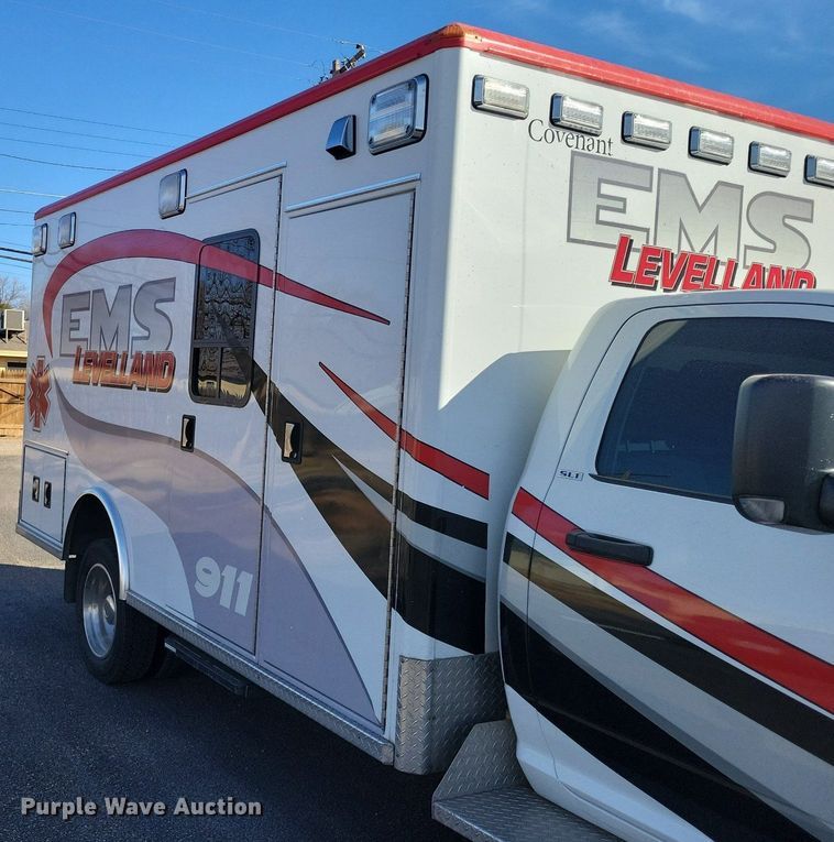 image for item LG9484 2011 Dodge Ram 4500HD  ambulance