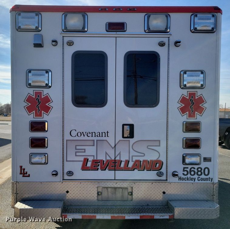 image for item LG9484 2011 Dodge Ram 4500HD  ambulance