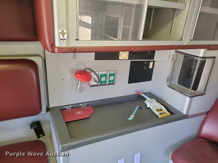 image for item LG9484 2011 Dodge Ram 4500HD  ambulance