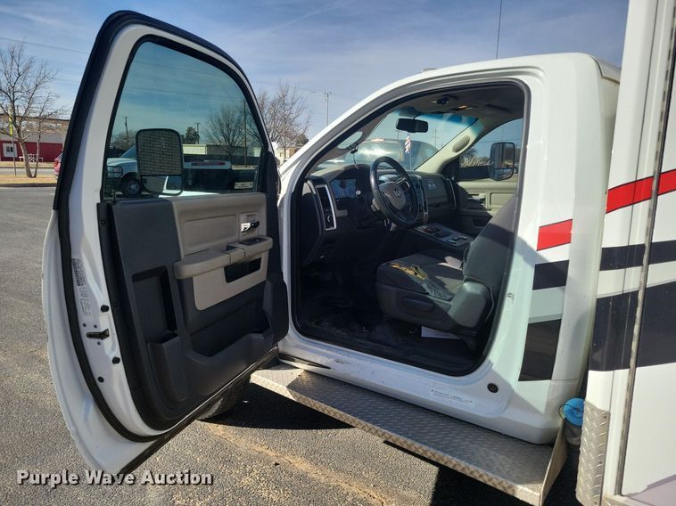 image for item LG9484 2011 Dodge Ram 4500HD  ambulance