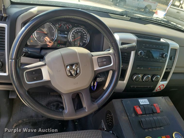 image for item LG9484 2011 Dodge Ram 4500HD  ambulance