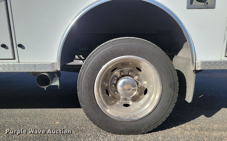 image for item LG9484 2011 Dodge Ram 4500HD  ambulance