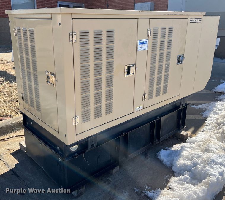 image for item LP9809 2003 Generac 2000 Series  generator