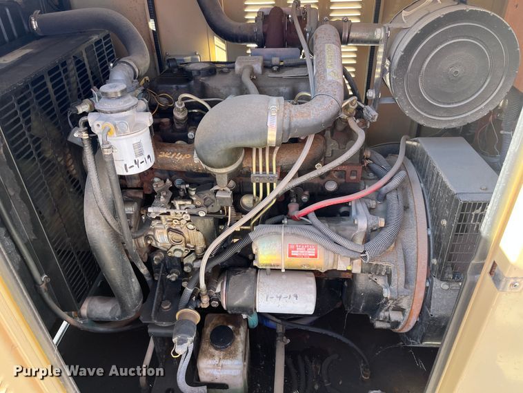 image for item LP9809 2003 Generac 2000 Series  generator