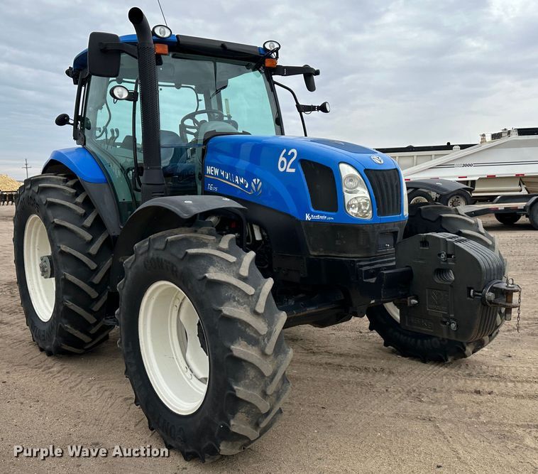 image for item LT9299 2014 New Holland T6.175  MFWD tractor