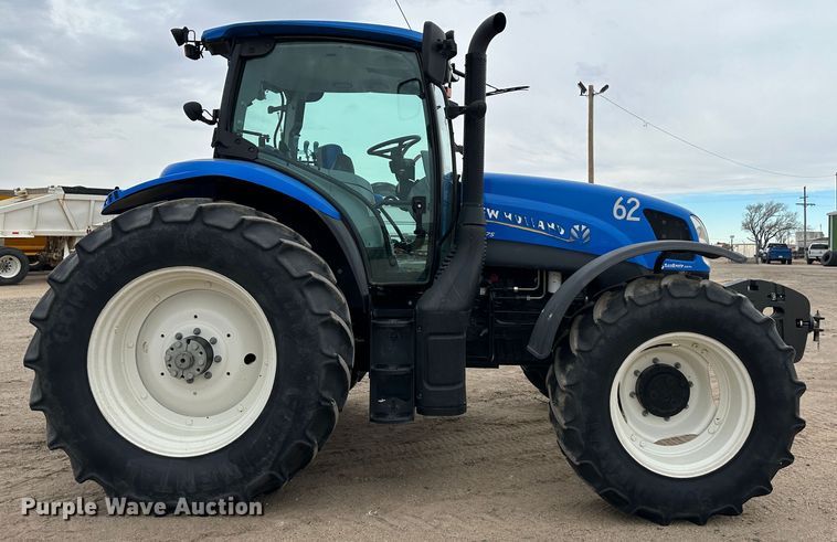 image for item LT9299 2014 New Holland T6.175  MFWD tractor