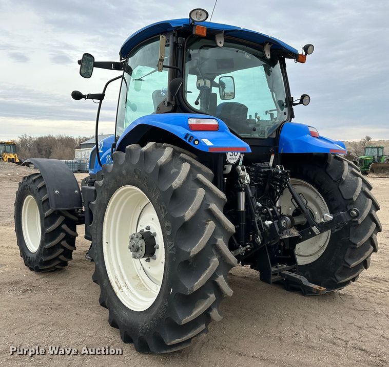 image for item LT9299 2014 New Holland T6.175  MFWD tractor