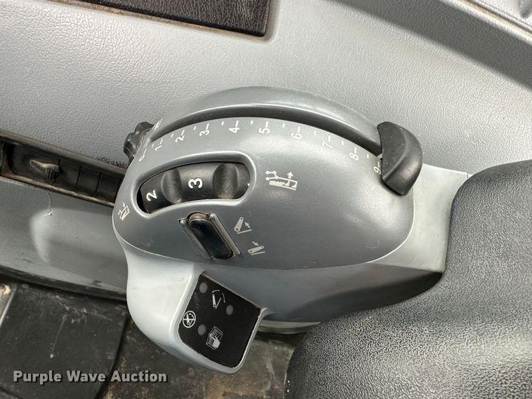 image for item LT9299 2014 New Holland T6.175  MFWD tractor