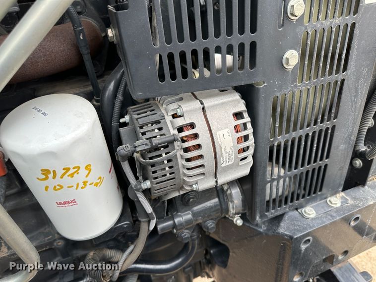 image for item LT9299 2014 New Holland T6.175  MFWD tractor