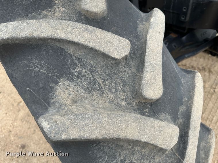 image for item LT9299 2014 New Holland T6.175  MFWD tractor