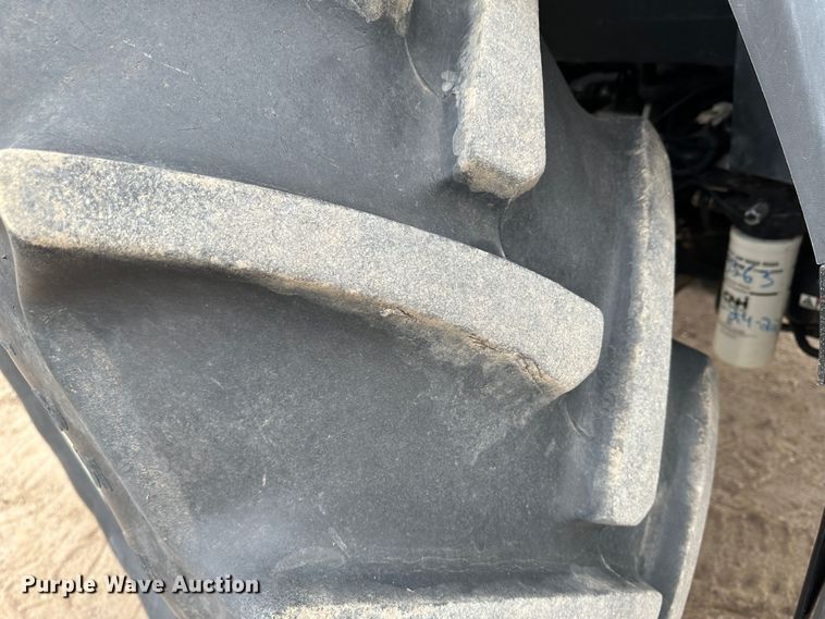 image for item LT9299 2014 New Holland T6.175  MFWD tractor