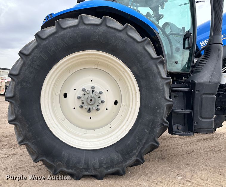 image for item LT9299 2014 New Holland T6.175  MFWD tractor