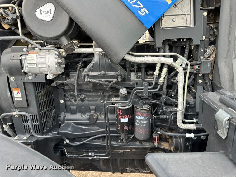 image for item LT9300 2014 New Holland T6.175  MFWD tractor