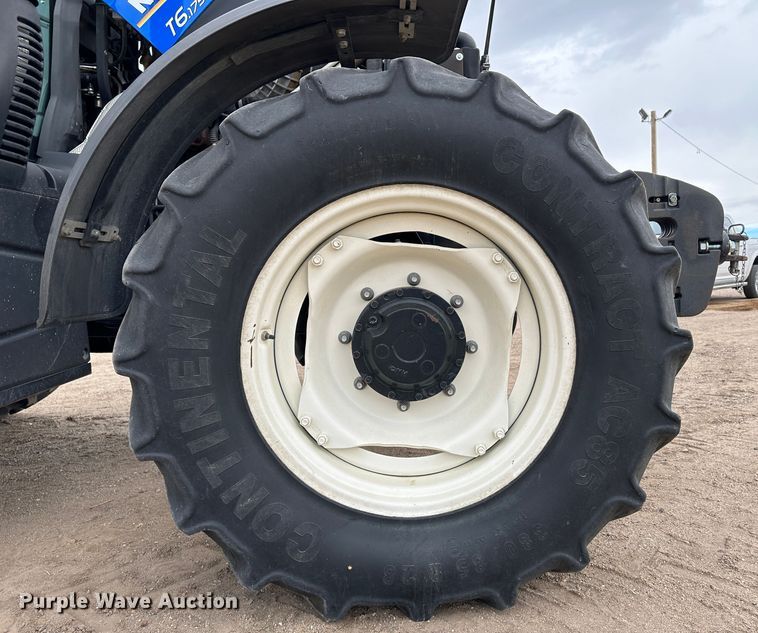 image for item LT9300 2014 New Holland T6.175  MFWD tractor