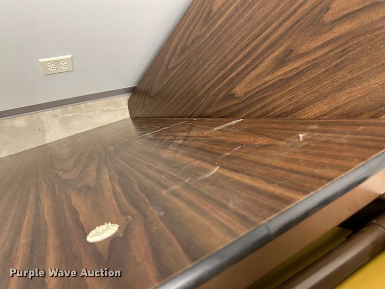 image for item LT9315 (4) tables