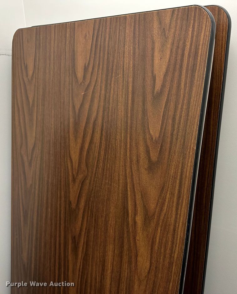 image for item LT9315 (4) tables