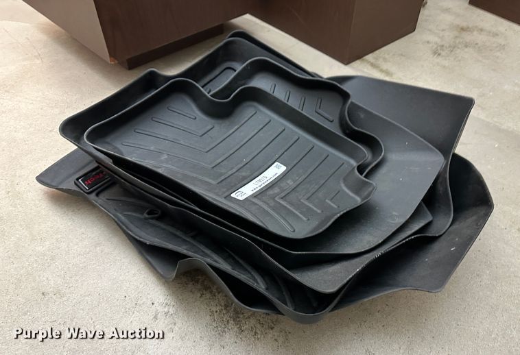 image for item LT9318 WeatherTech floor mats