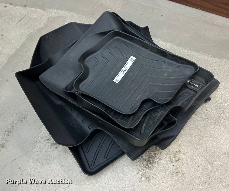 image for item LT9318 WeatherTech floor mats